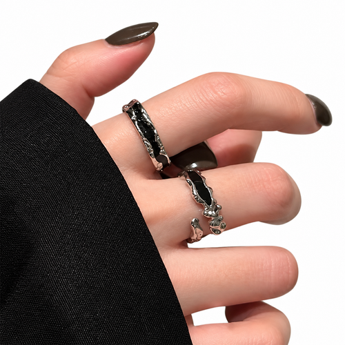 Goth Thorns Black Silver Color Ring