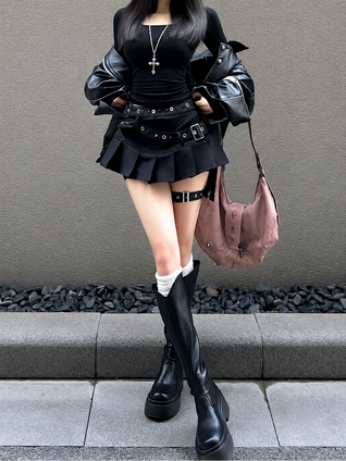 Rivet Belt Mini Skirt