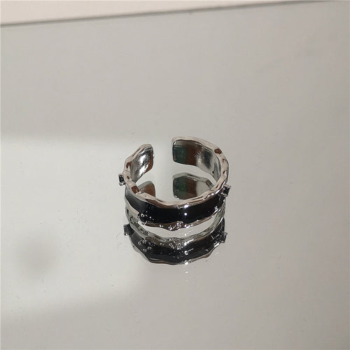 Goth Thorns Black Silver Color Ring