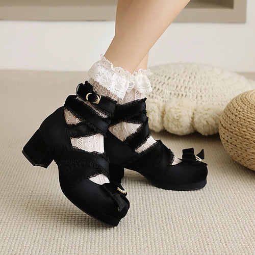 Vampire’s Kiss Platform Heels