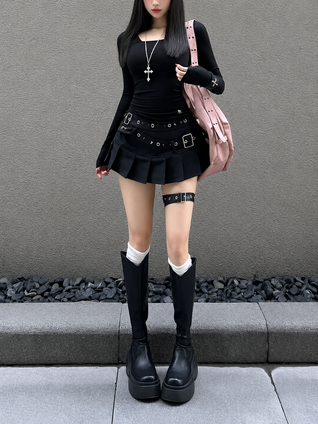 Rivet Belt Mini Skirt